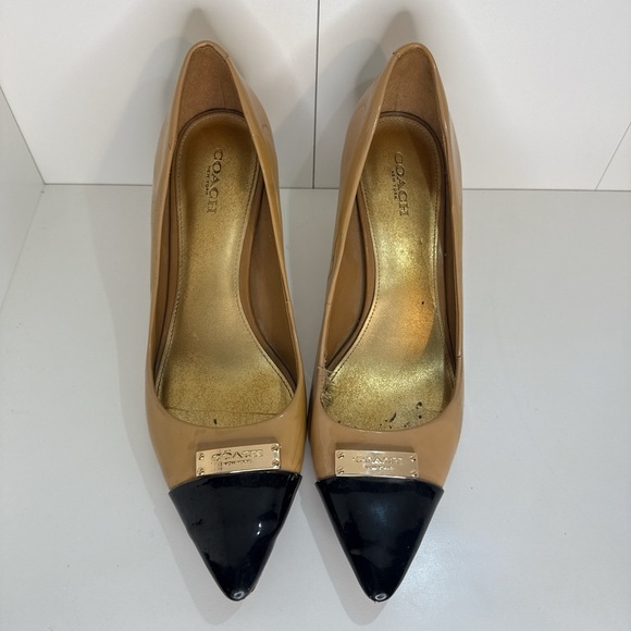 Coach Women's Tan and Black Pumps - Picture 1 of 7